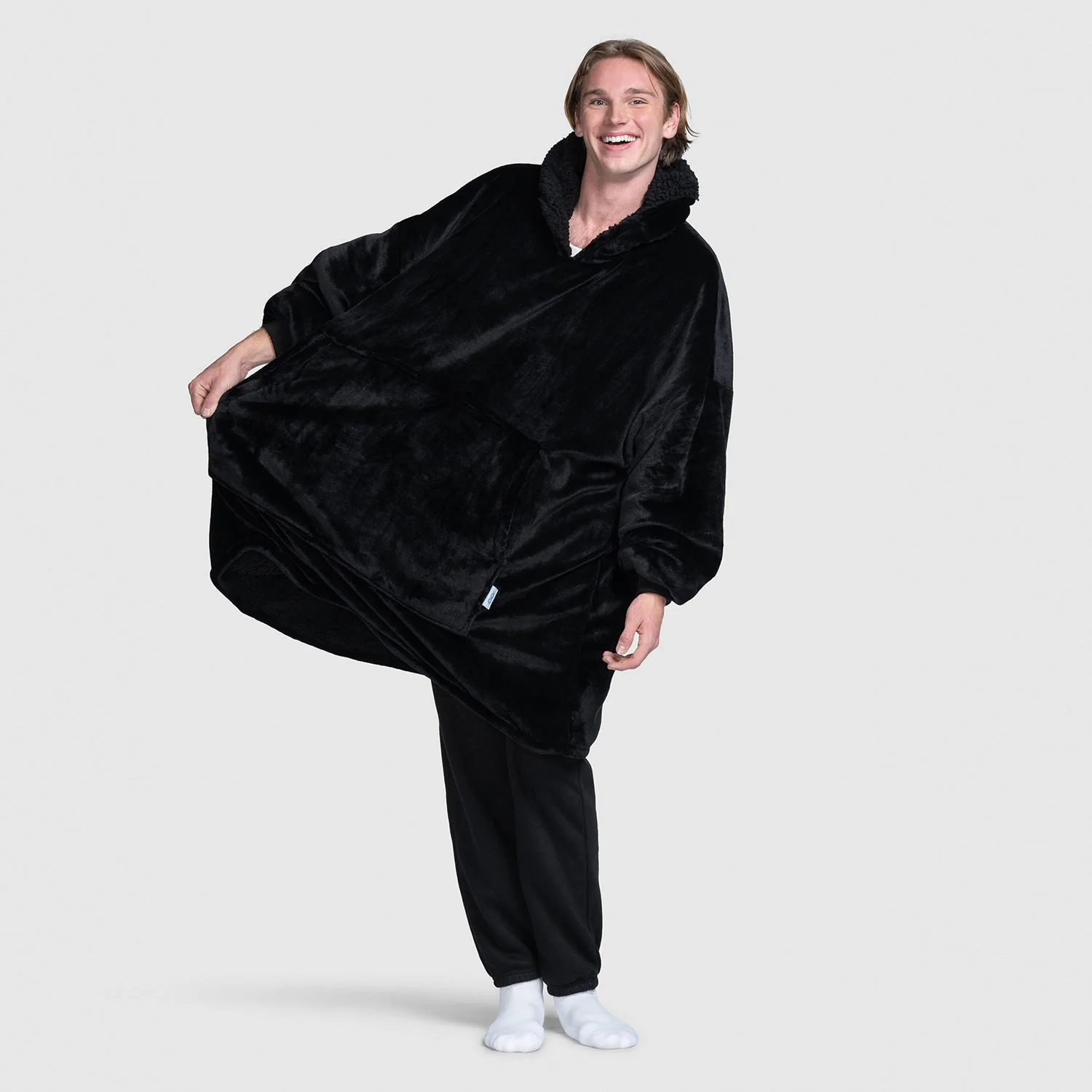 All Black - Image 4