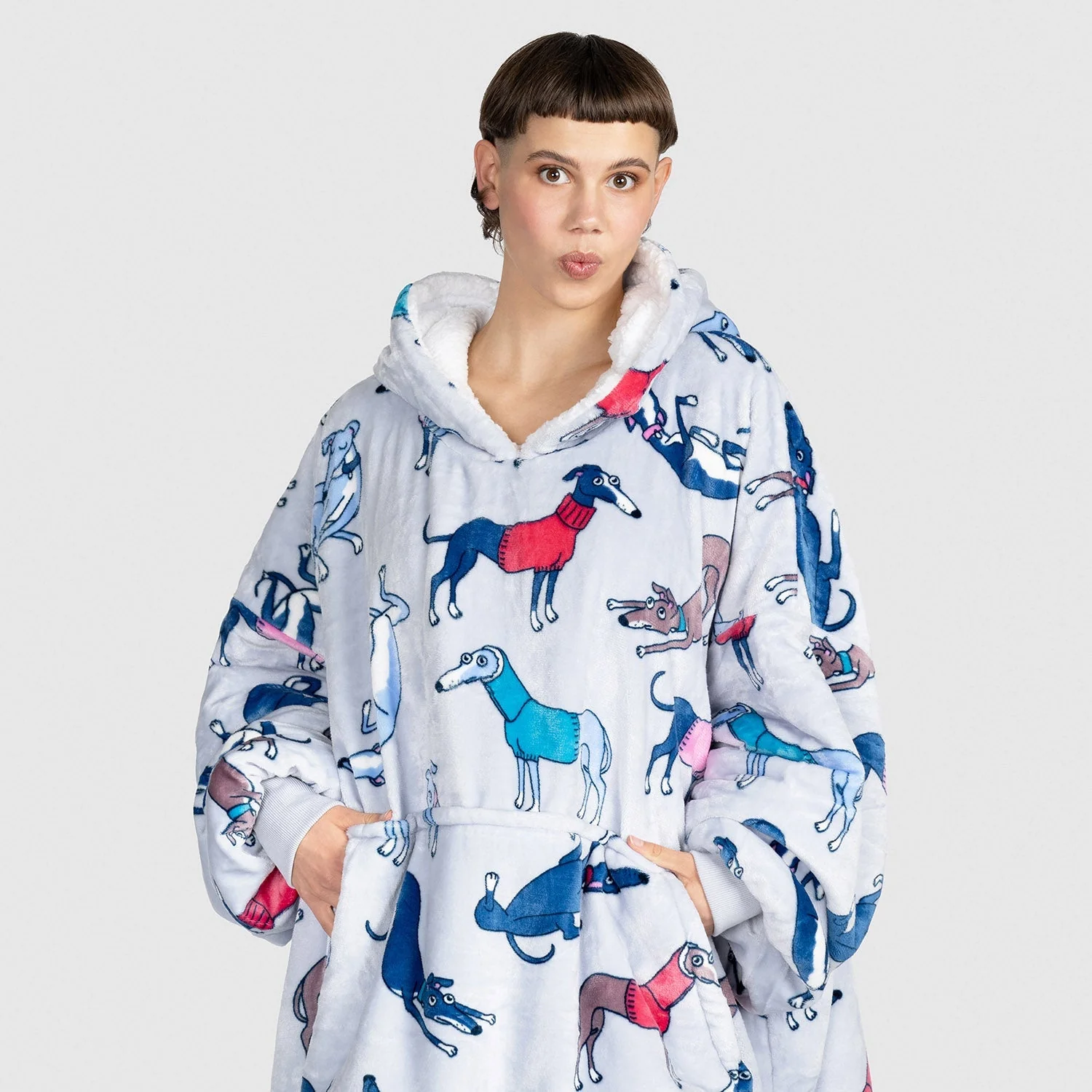 Greyhound - Image 3